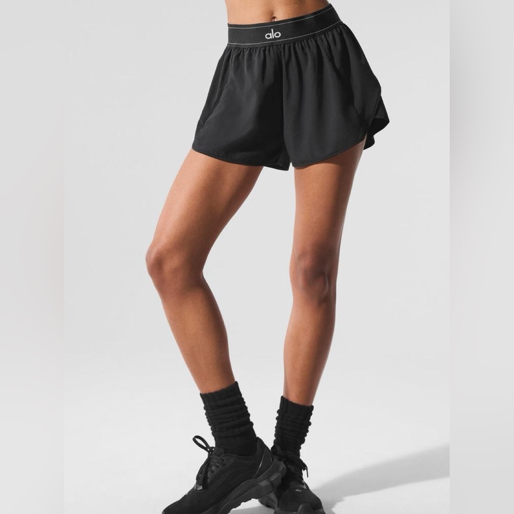 Alo Yoga Black Match Point Shorts